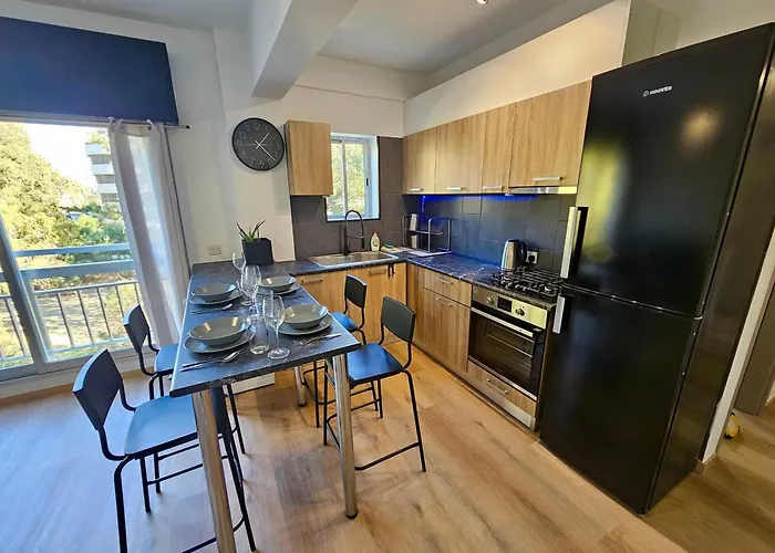 Daire Riverside Escape Charming 1- Bedroom Flat *